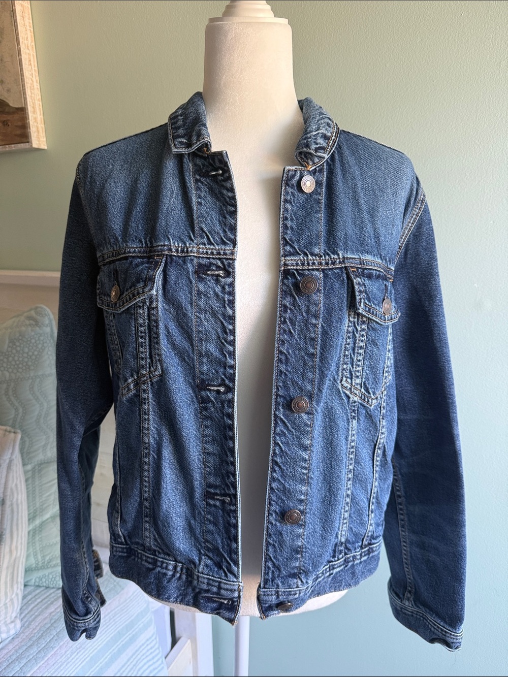 American Eagle Strigid Classic Denim Jacket 🩵